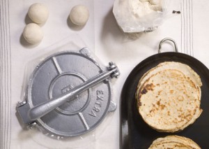 mare_corn_tortillas_02_h Maiz (mah-yeez)